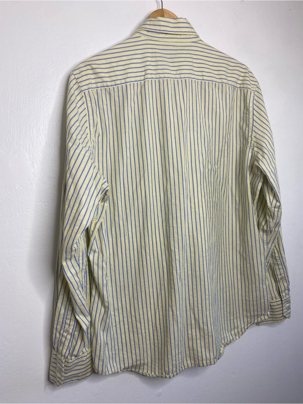 AE Eagle Oxford Striped button down Size L Vintage fit Butter yellow preppy - Picture 6 of 6